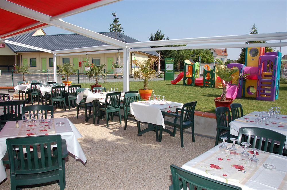 Fasthotel Orleans Nord Artenay Exteriér fotografie